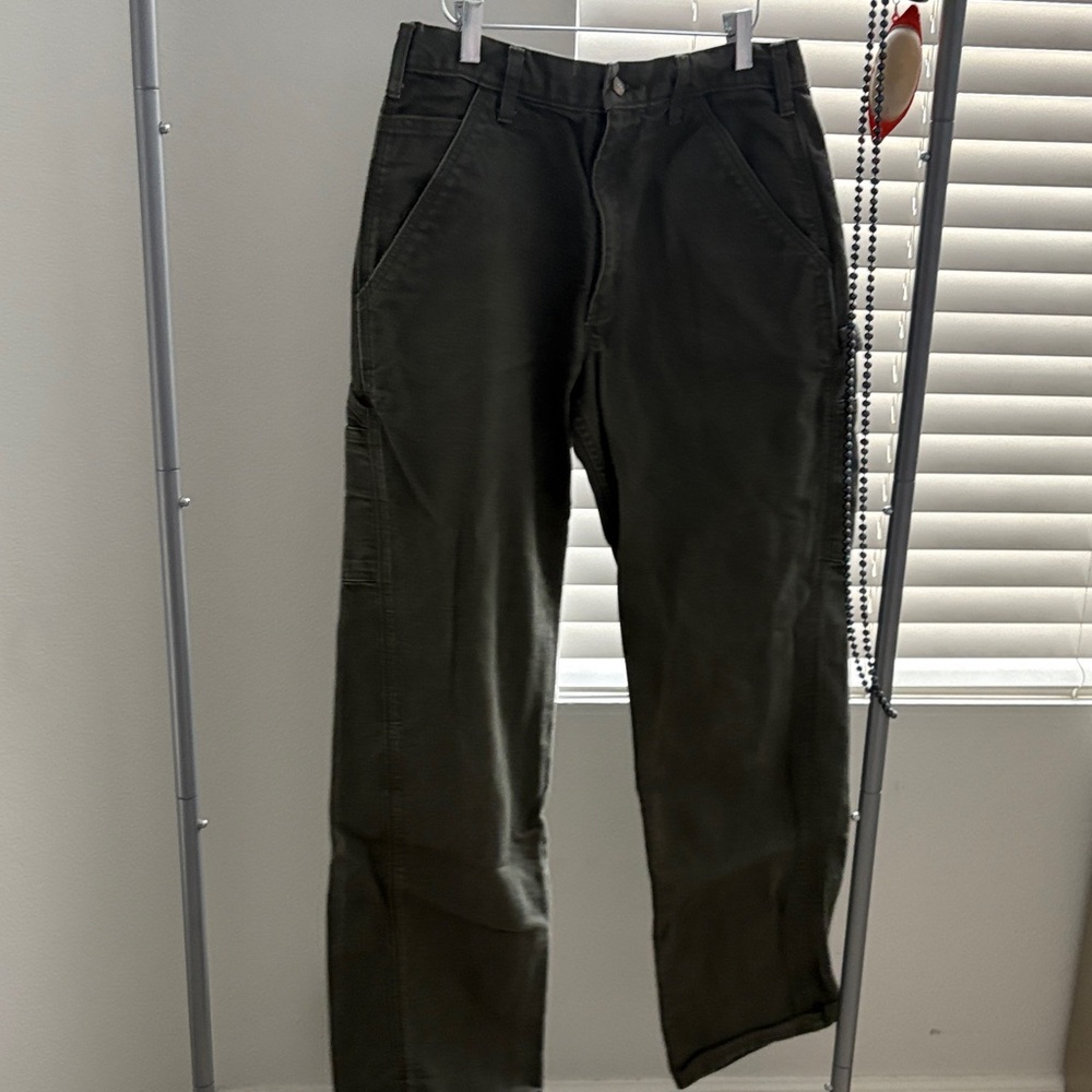 Carhartt cargo khaki gently worn